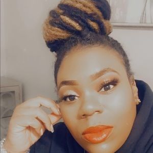 Meet your Posher, Cedrina